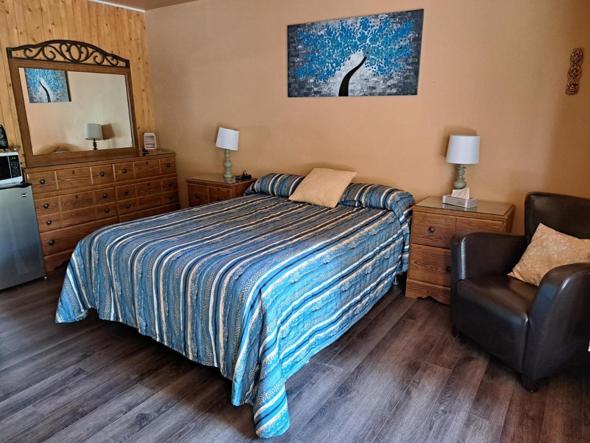 Auberge Et Chalets Sur Le Lac Lac-Mégantic Zewnętrze zdjęcie