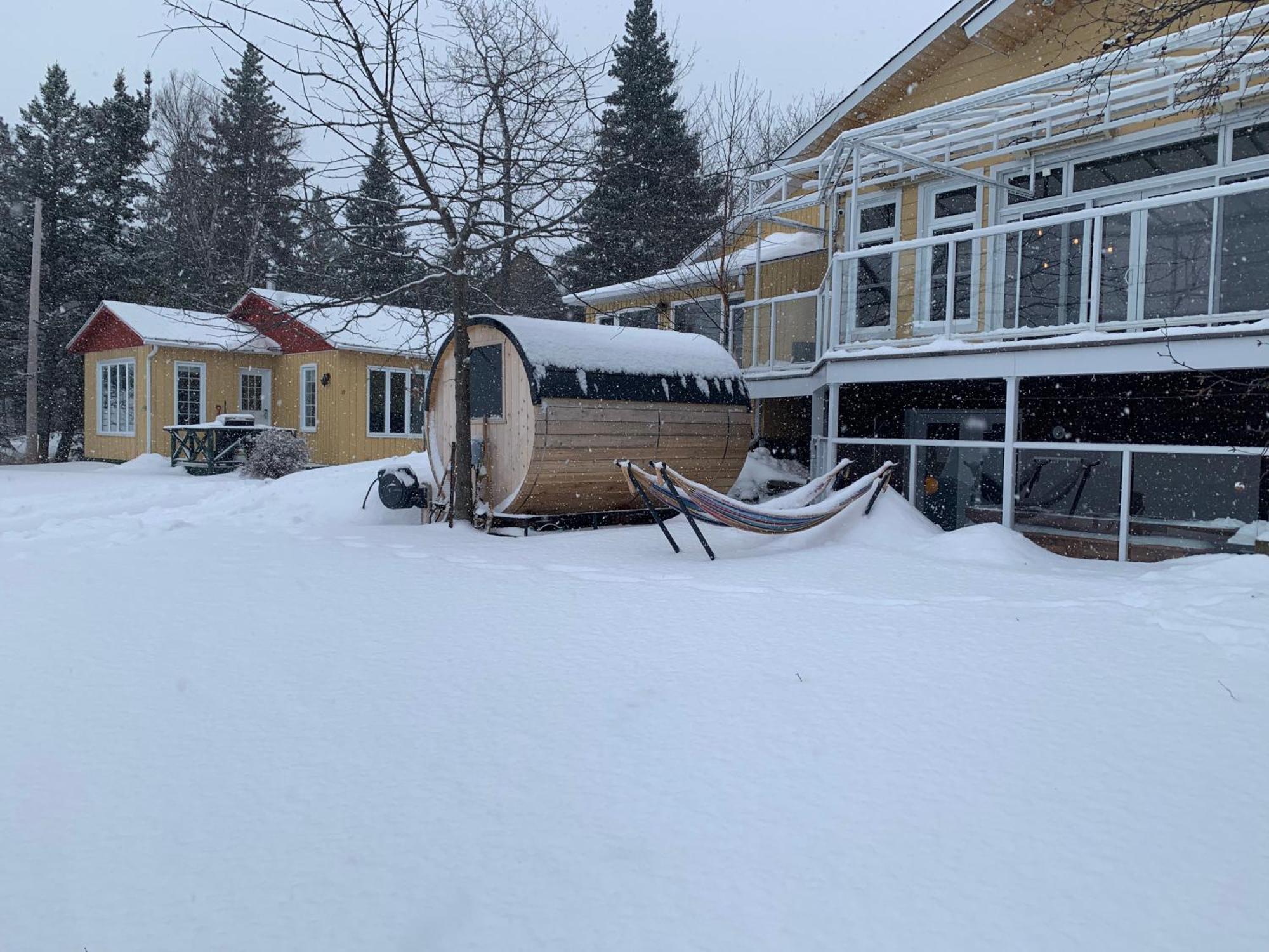 Auberge Et Chalets Sur Le Lac Lac-Mégantic Zewnętrze zdjęcie